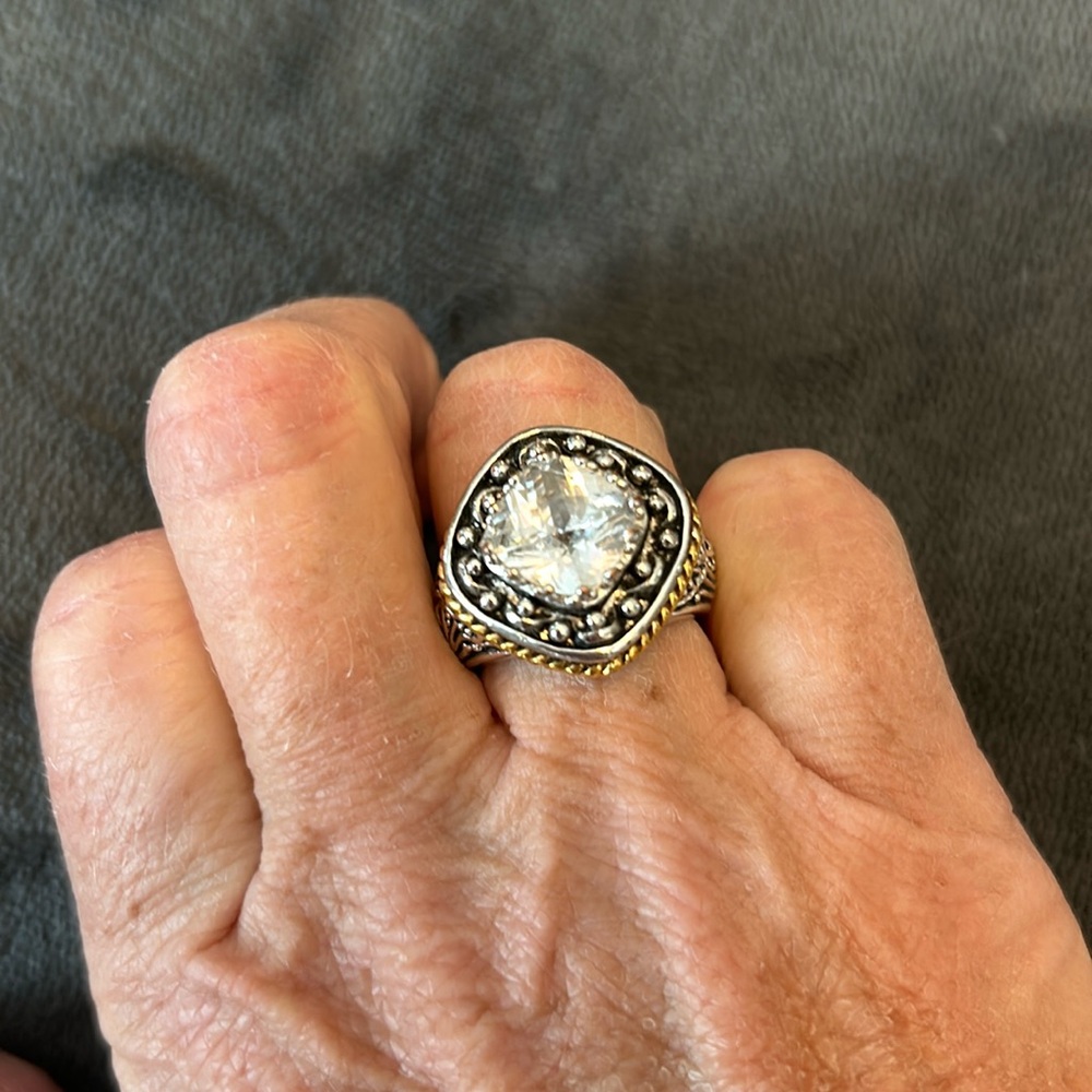 Designer look two tone ring 8